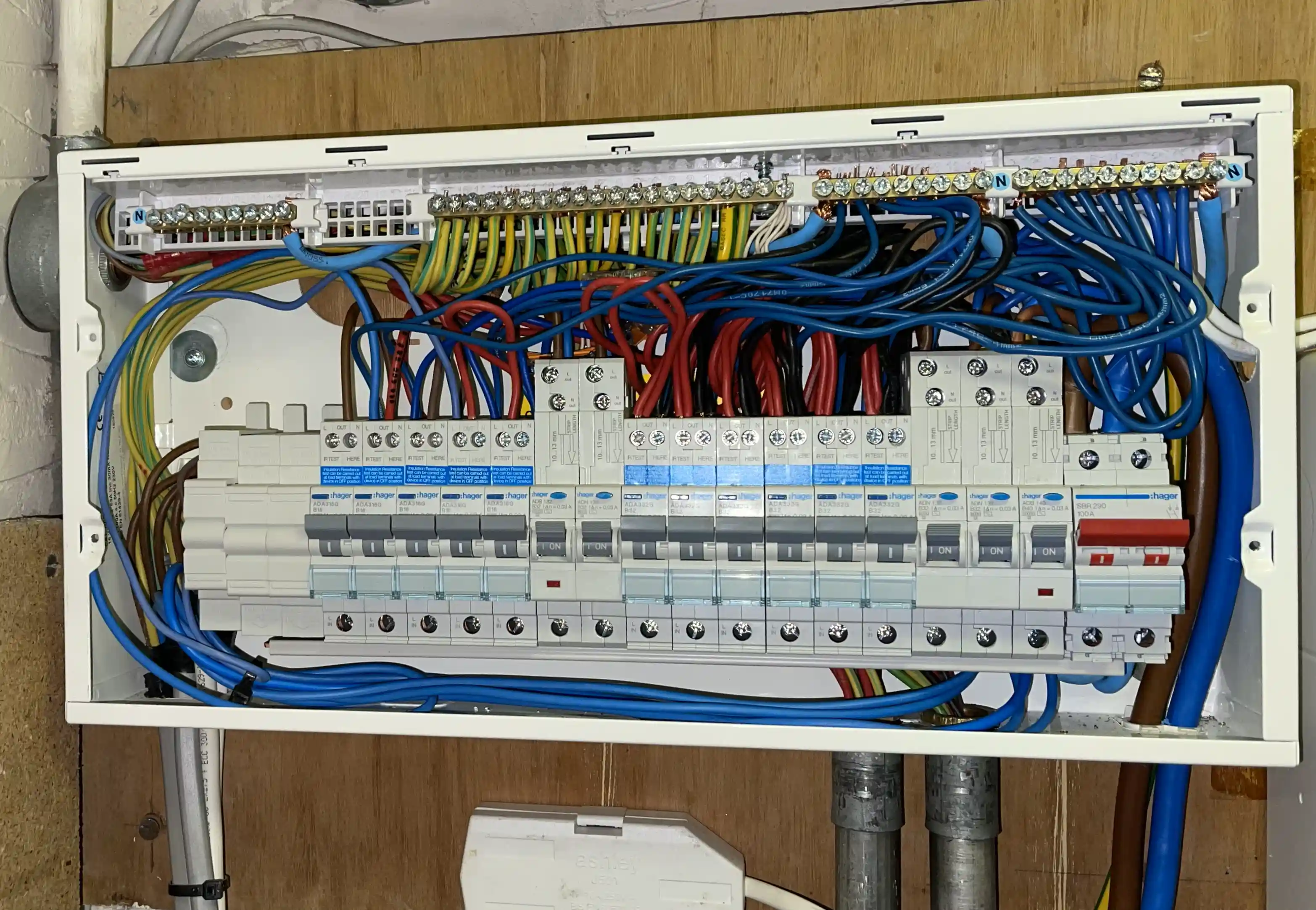 Emergency Electrician Ashtead